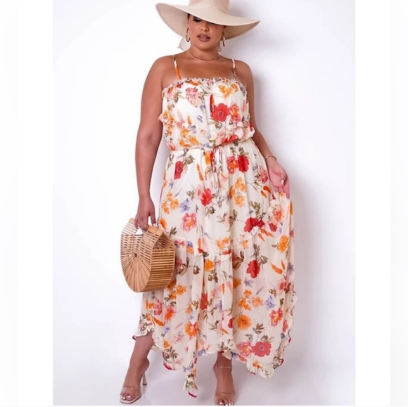 🏷️Georgette Ivory Floral Adjustable Strap Ruffle Maxi Dress Size Flowy 2X - Picture 2 of 12